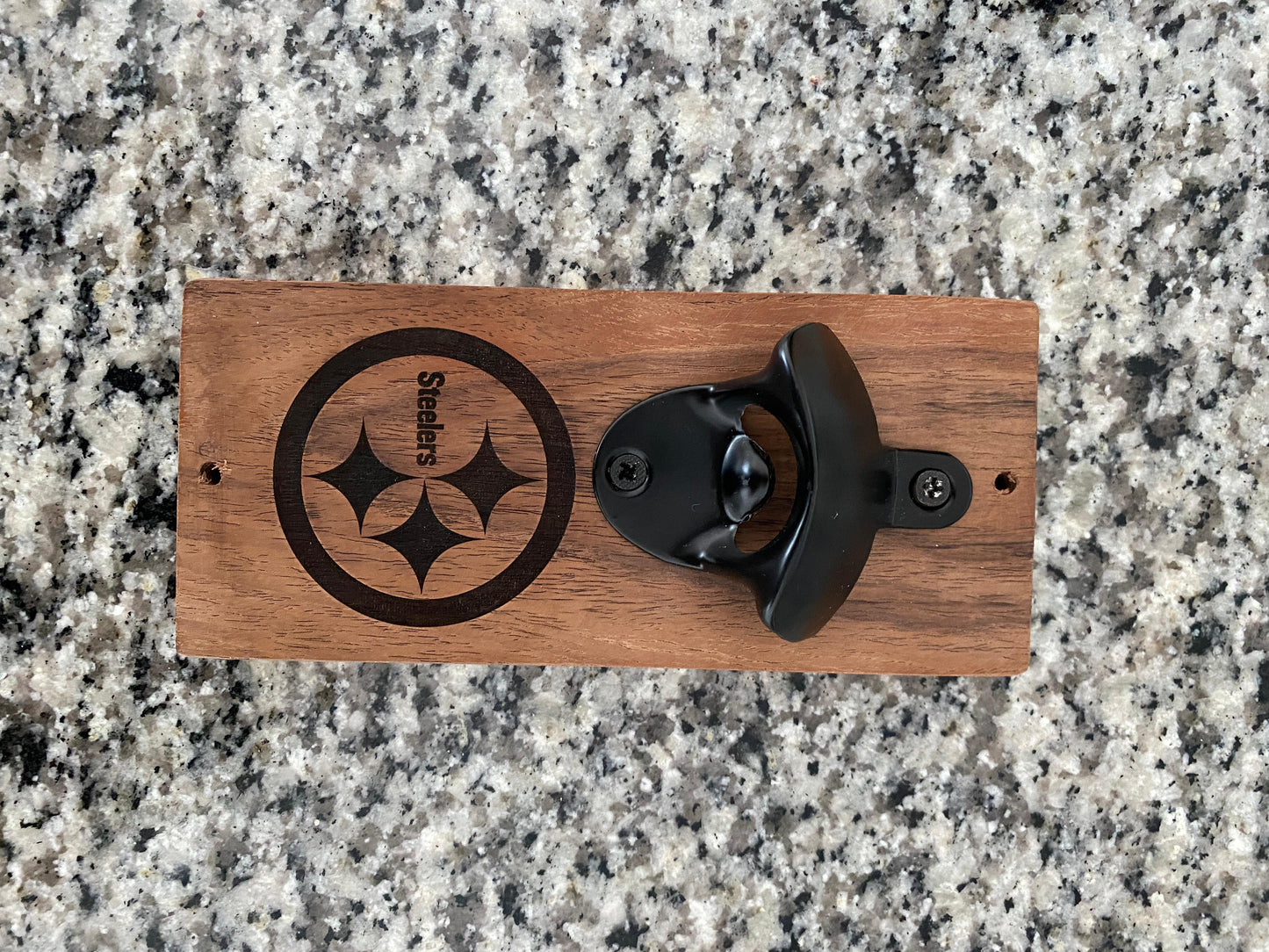 DESTAPADOR DE MADERA PERSONALIZADO